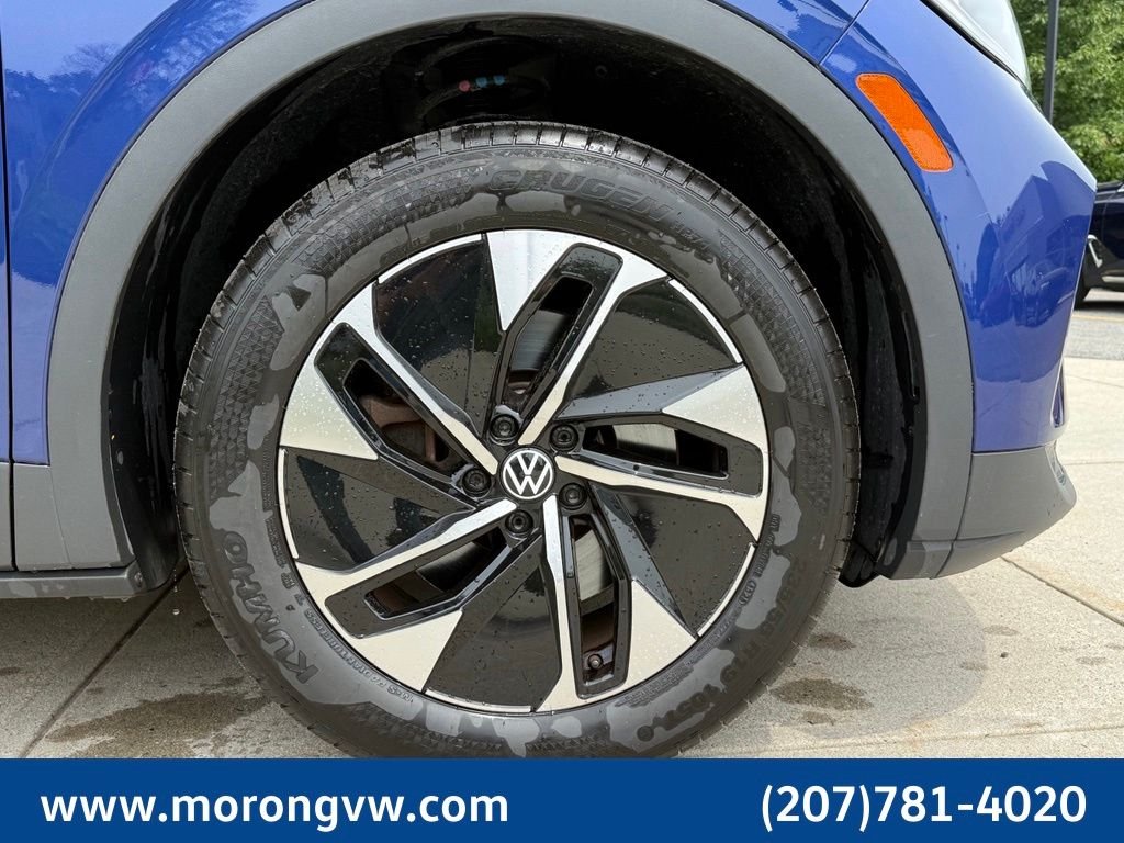Used 2022 Blue Volkswagen Pro S image 8