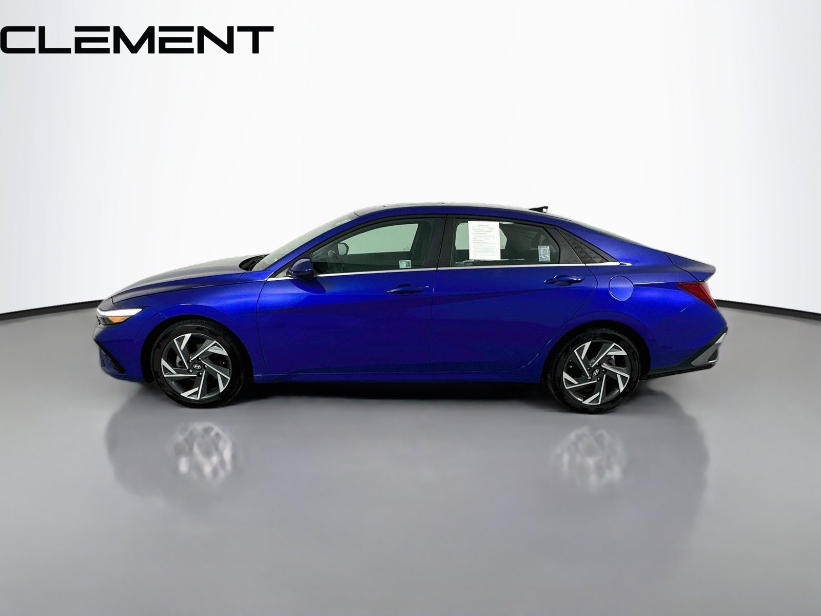 Certified Used 2025 Blue Hyundai SEL Convenience image 6