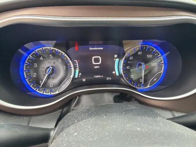 Used 2017 Red Chrysler Touring L Plus image 10