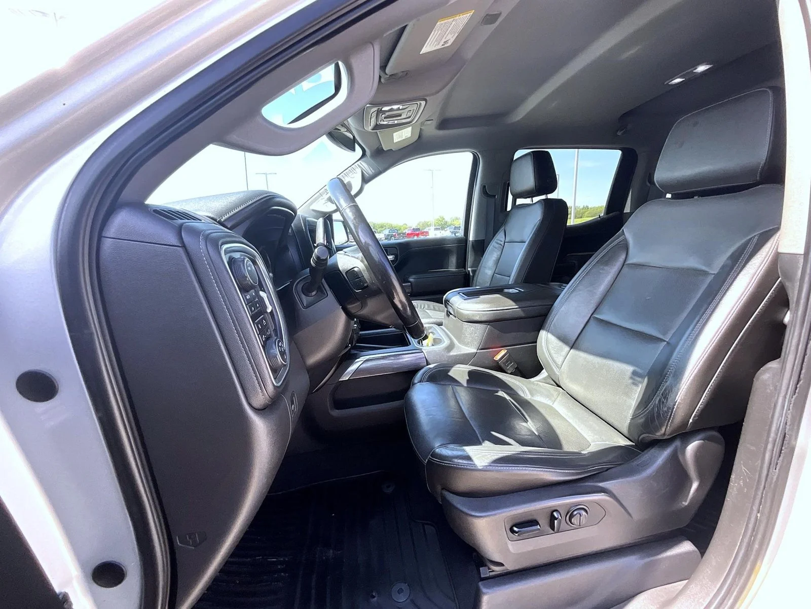 Used 2019 Silver Chevrolet LTZ image 10