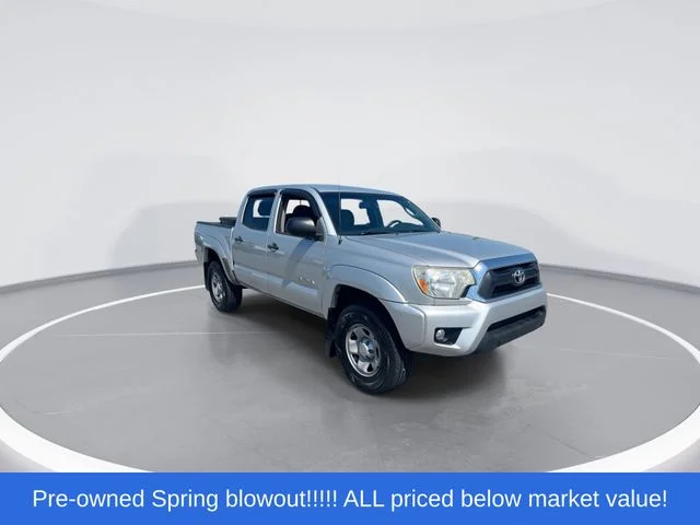 Used 2013 Silver Toyota SR5 image 2