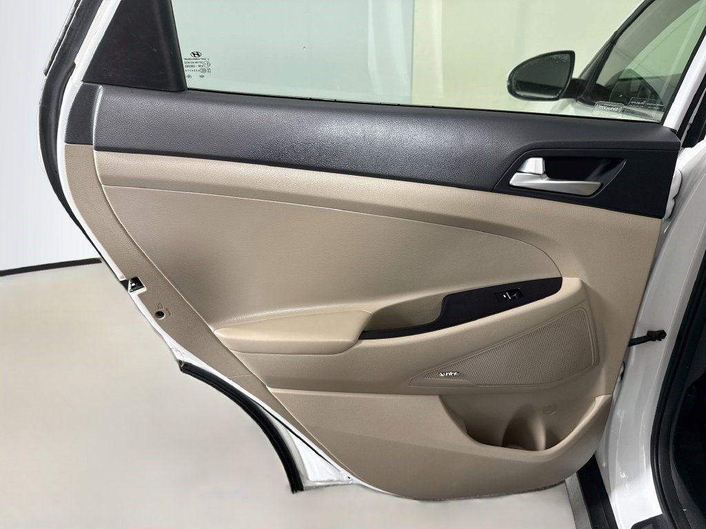Used 2019 White Pearl Hyundai Limited image 22