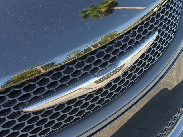 2026 Chrysler Voyager LX - Photo 13