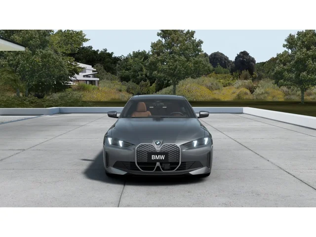New 2026 Skyscraper Grey Metallic BMW eDrive40 image 3