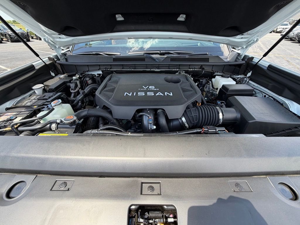 New 2026 Everest White TriCoat Nissan Platinum Reserve image 36