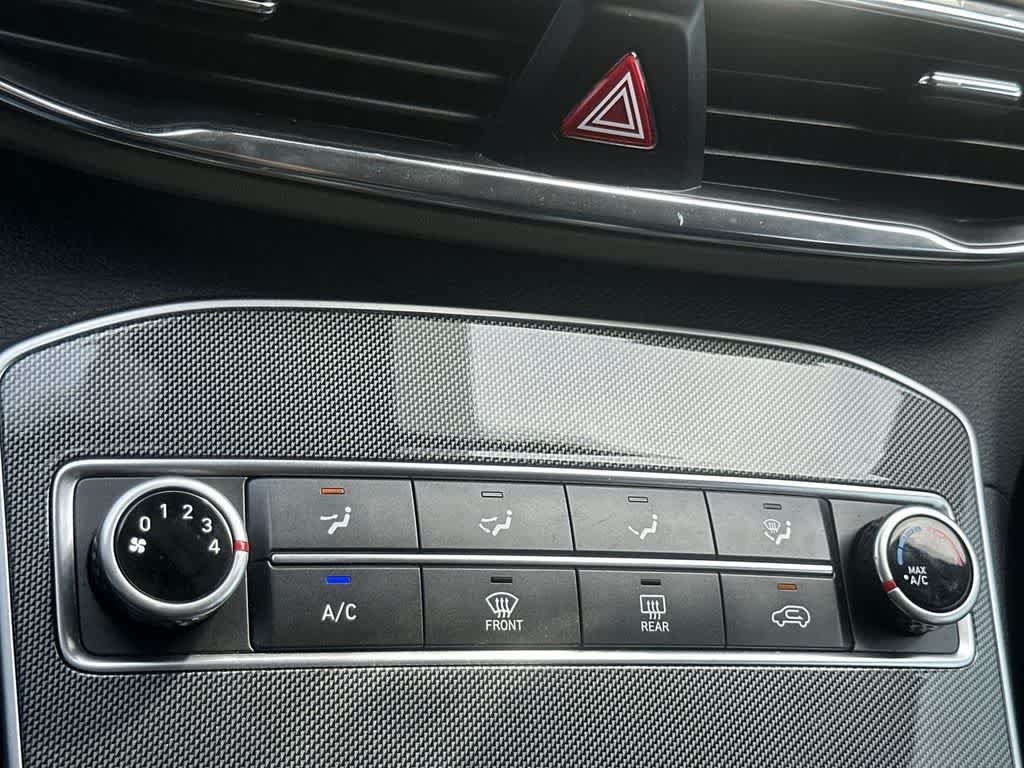 Used 2021 Quartz White Hyundai SE image 19