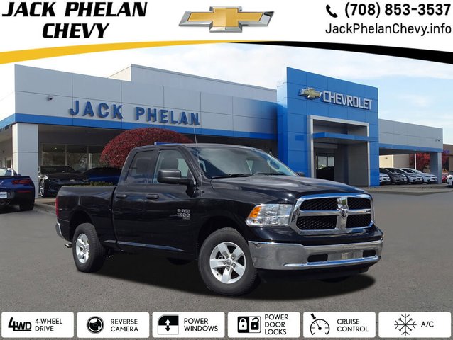 2024 Ram 1500 Classic SLT