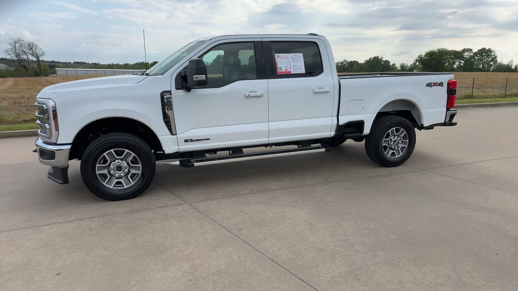Used 2026 Oxford White Ford Lariat image 4