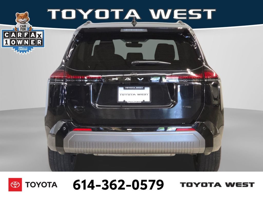 Used 2026  Toyota XSE image 7