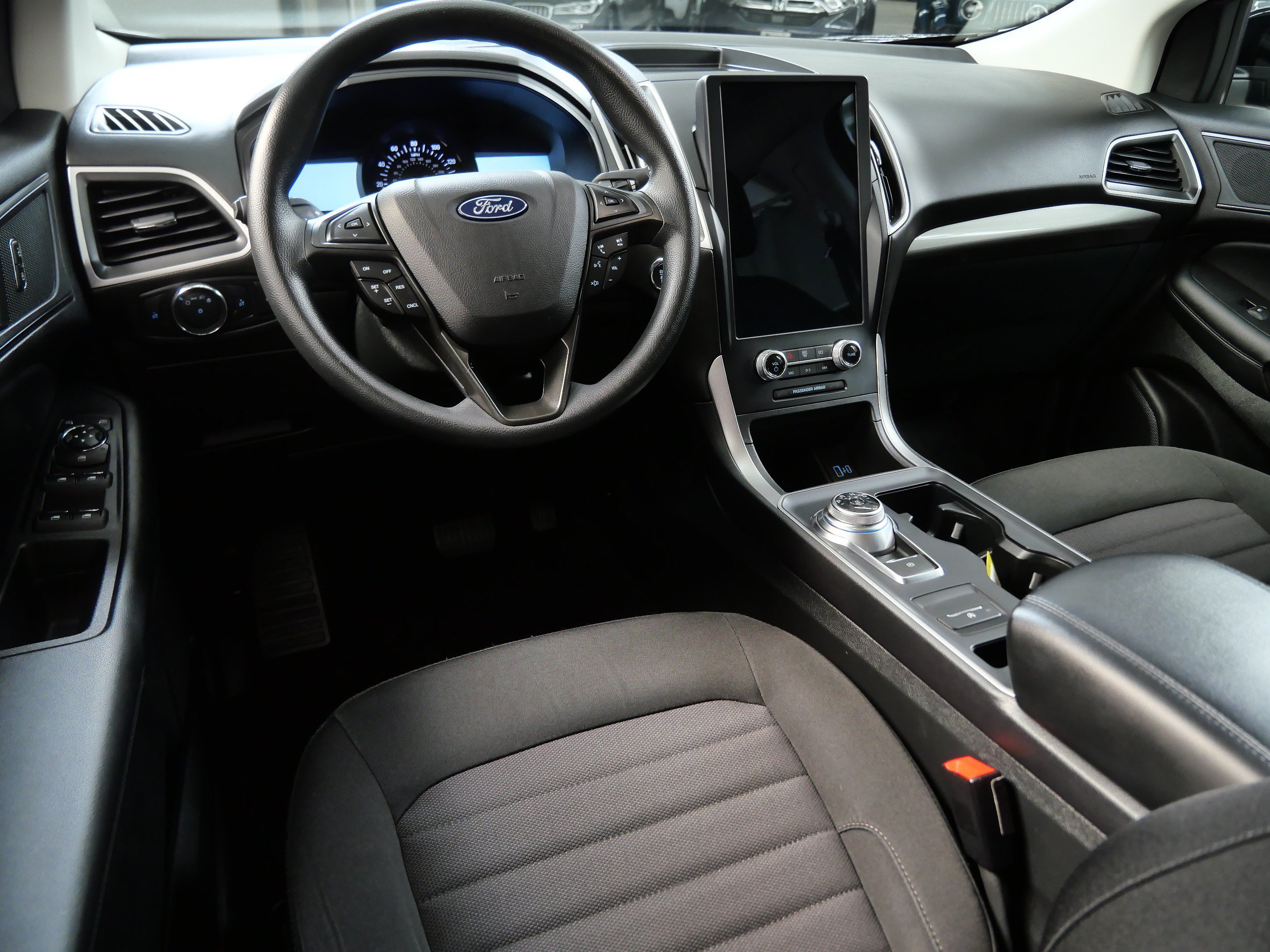 Used 2022 Ford Edge SE with VIN 2FMPK4G90NBB15025 for sale in Minnetonka, Minnesota