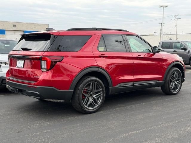 New 2026 Rapid Red Metallic Tinted Clearcoat Ford ST-Line image 3