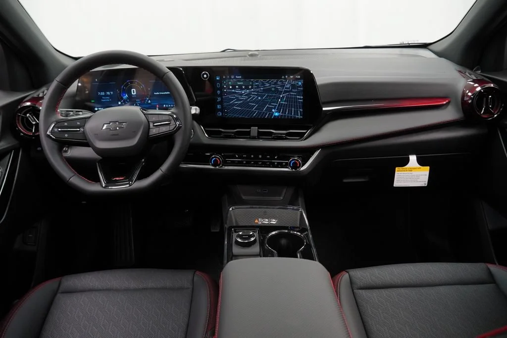2027 Chevrolet Equinox RS - Photo 8