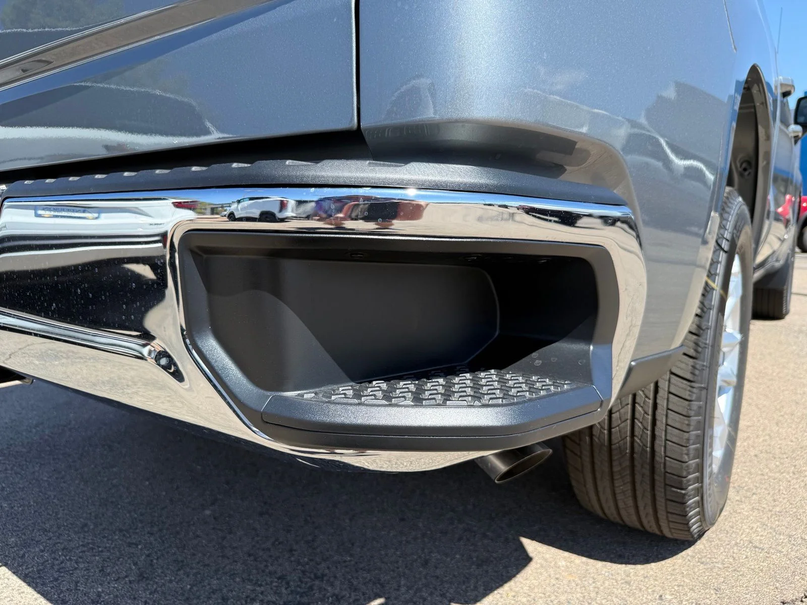 New 2026 Gray Chevrolet LT image 6