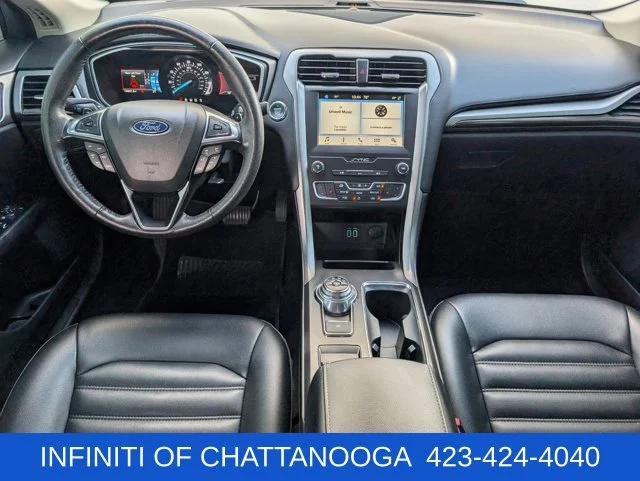 Used 2019 Silver Ford SEL image 11
