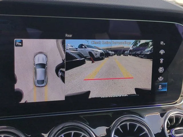 Used 2022  Mercedes-Benz Base image 20