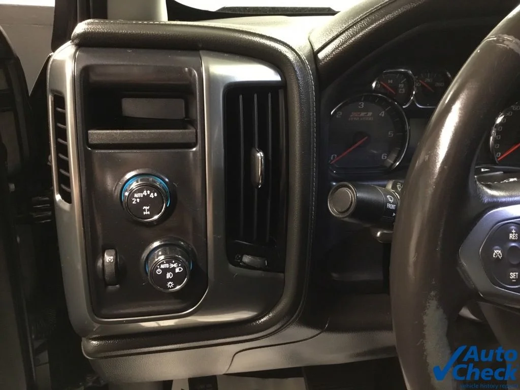 Used 2018 Black Chevrolet LTZ image 28