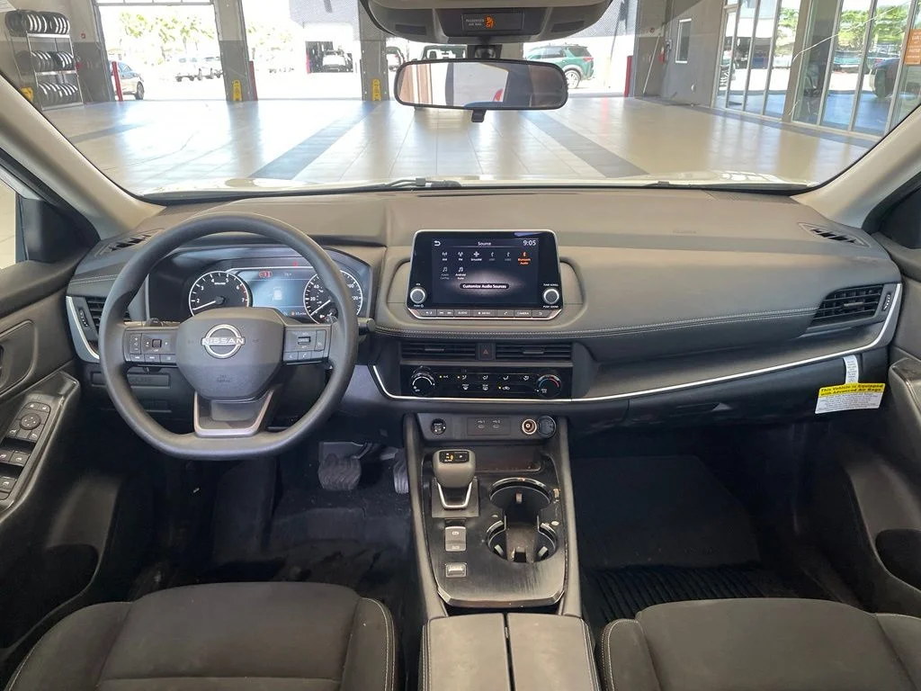 Used 2026 White Nissan S image 11