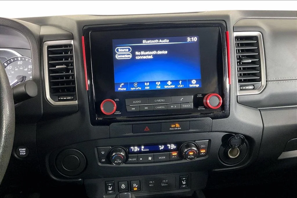 Used 2022 Blue Nissan SV image 5
