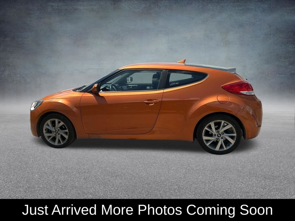 Used 2016 Vitamin C Pearl Hyundai Base image 2