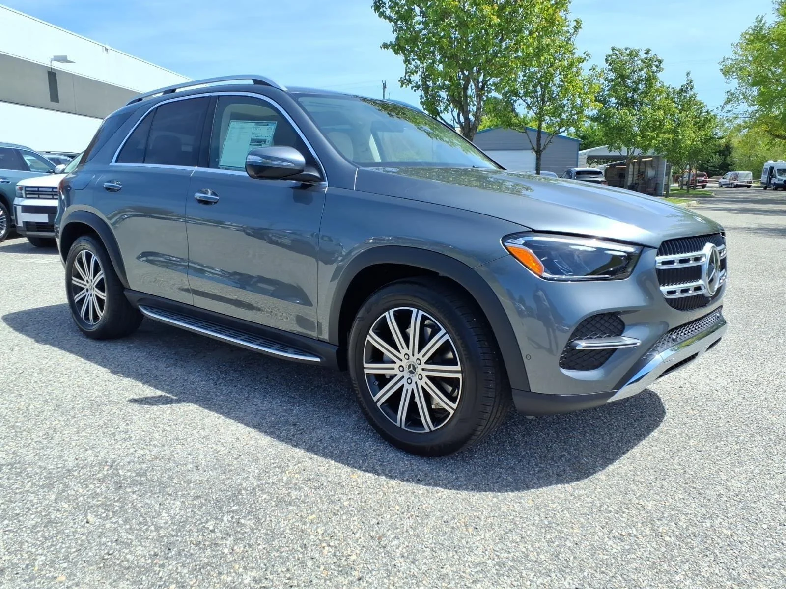 New 2026 Selenite Grey Metallic Mercedes-Benz GLE 350 image 4