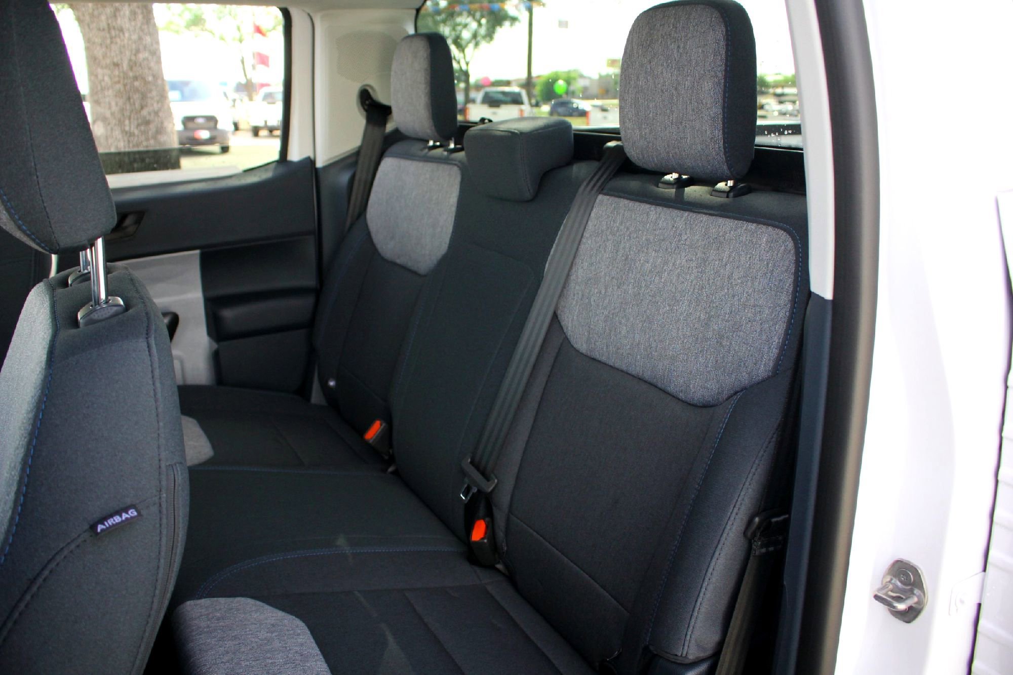 New 2026 Oxford White Ford XLT image 18