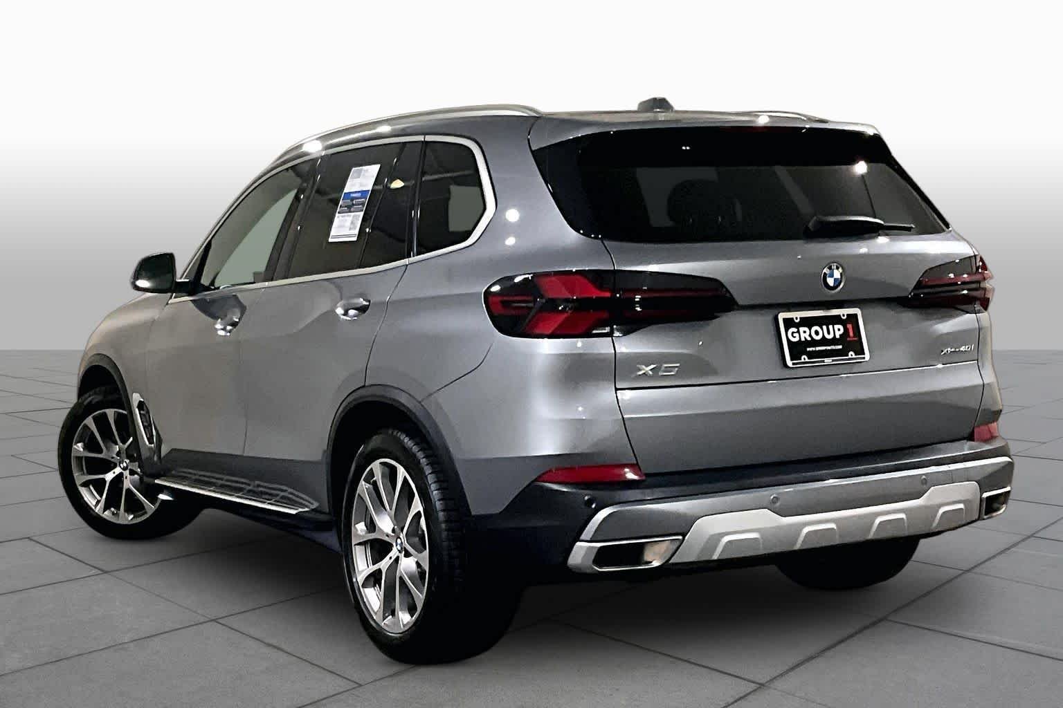 Certified Used 2026 GREY BMW xDrive40i image 11