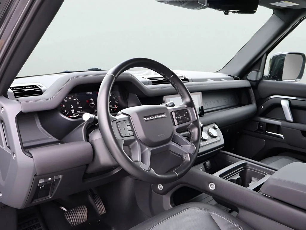 2022 Land Rover Defender X-Dynamic S - Photo 16