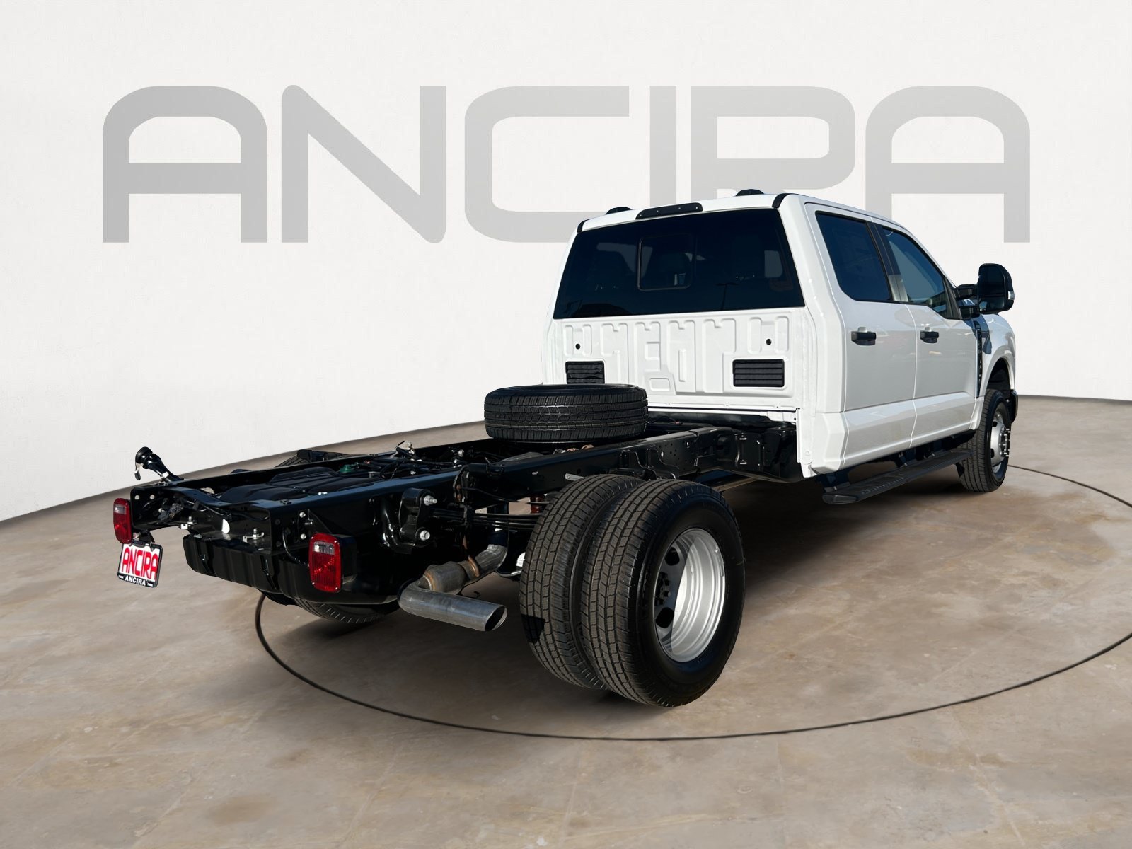 New 2026 Oxford White Ford XL image 9