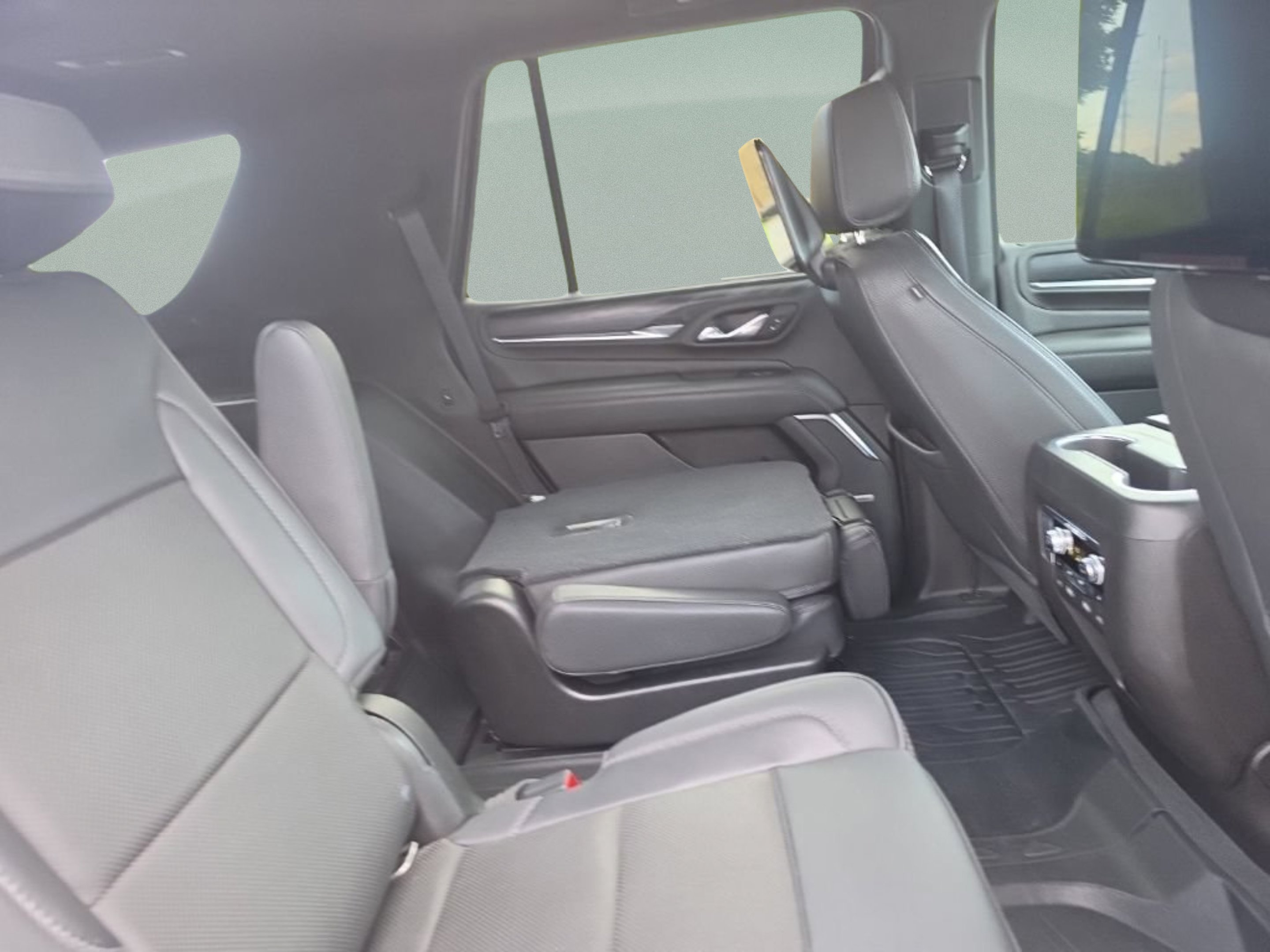 Used 2021 SATIN STEEL METALLIC GMC Denali image 25