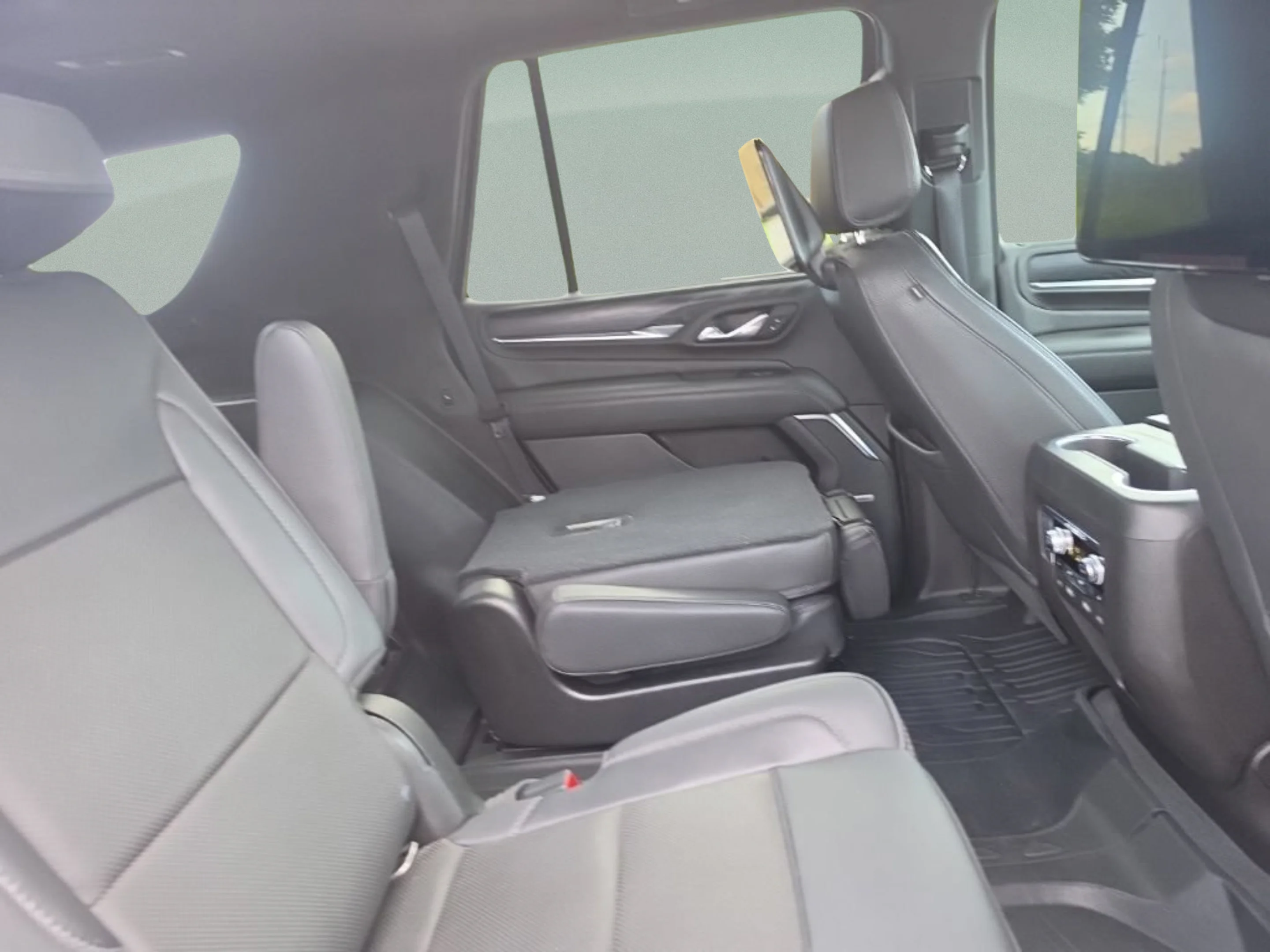 Used 2021 SATIN STEEL METALLIC GMC Denali image 25