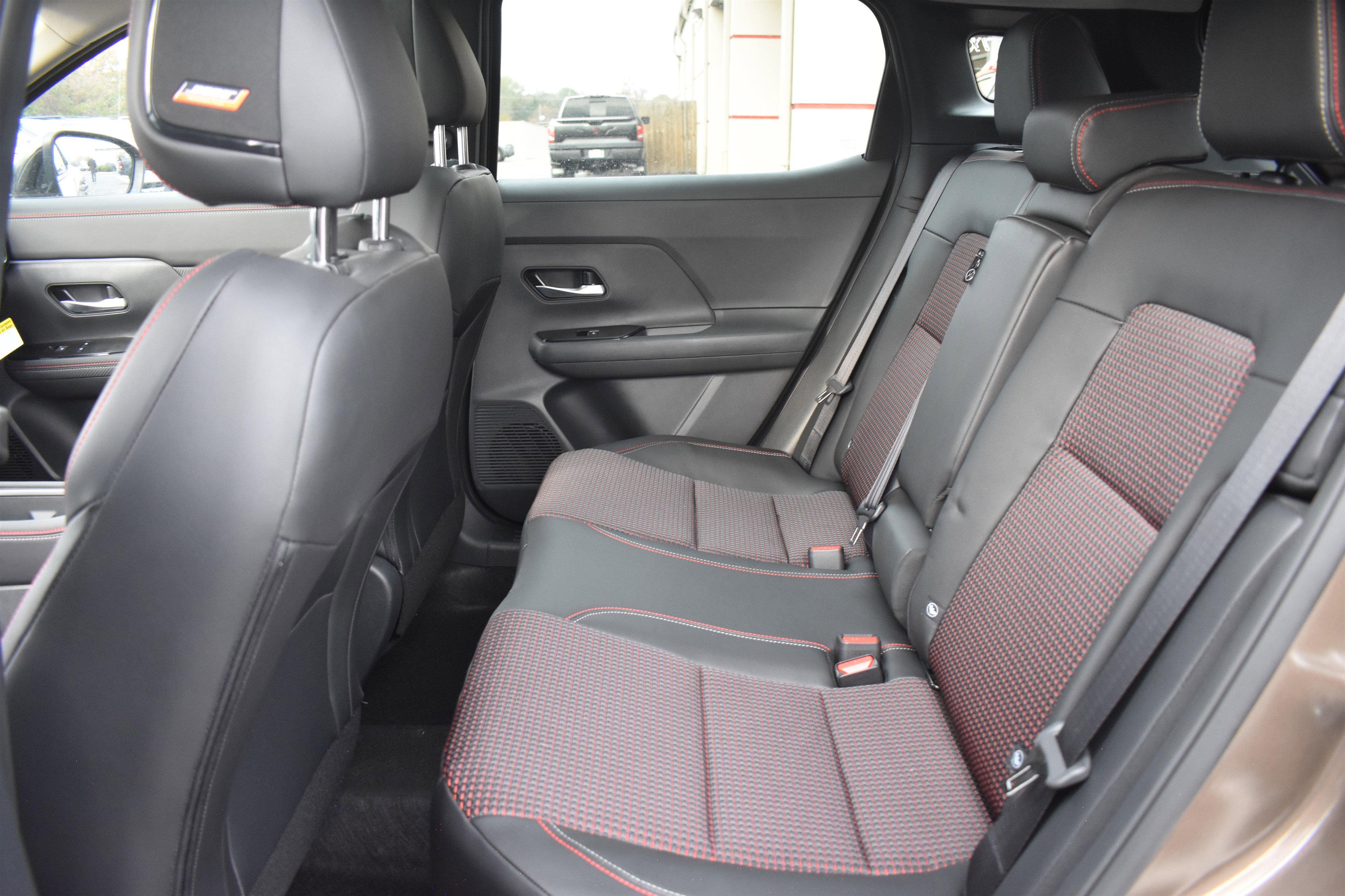 2026 Nissan KICKS SR AWD - Photo 15
