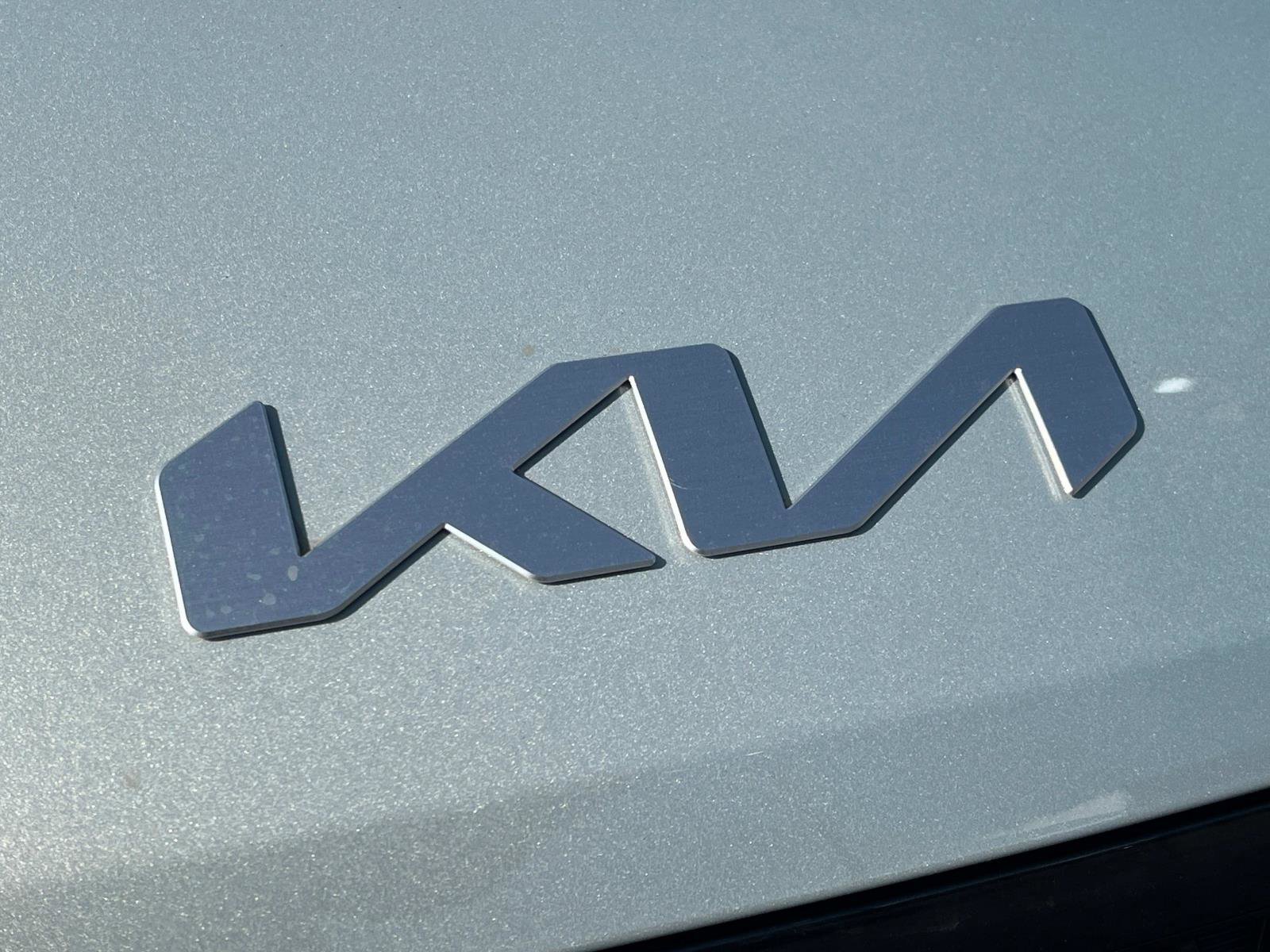 2026 Kia Carnival EX - Photo 41