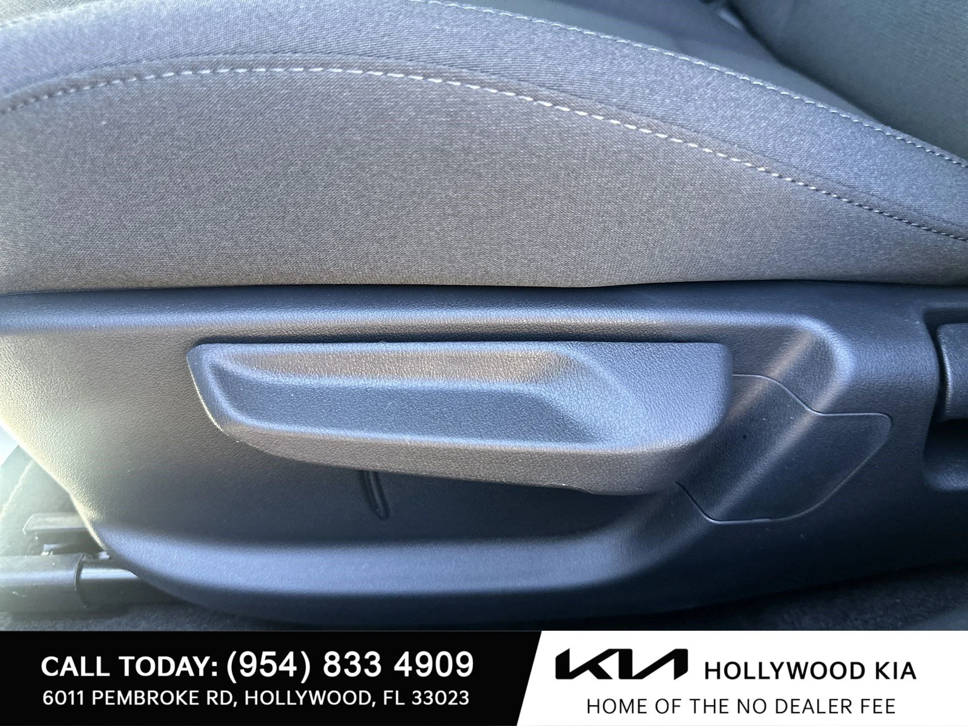 New 2027 Frost Blue Kia X-Line S image 16