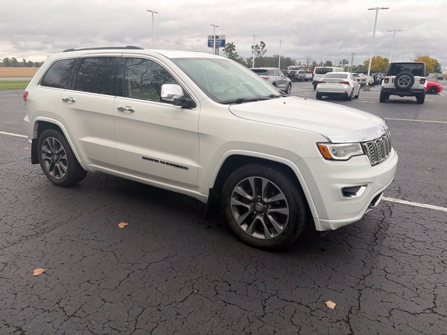 Used 2018 Bright White Clearcoat Jeep Overland image 8