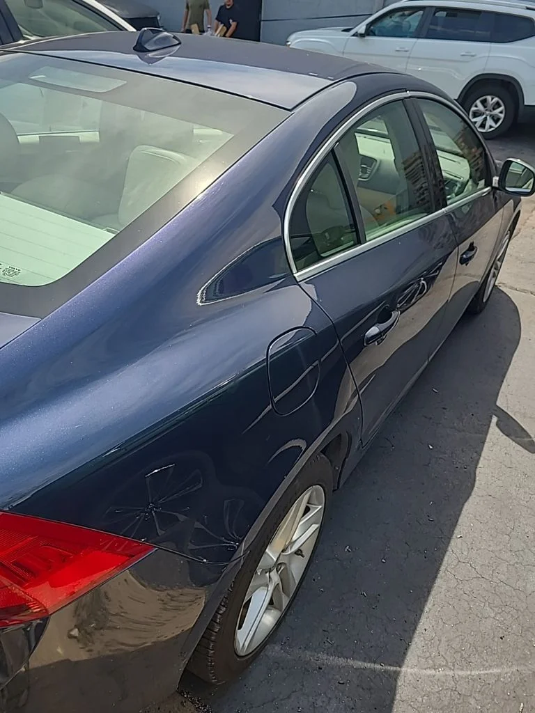 Used 2015 Blue Volvo T5 Premier image 3