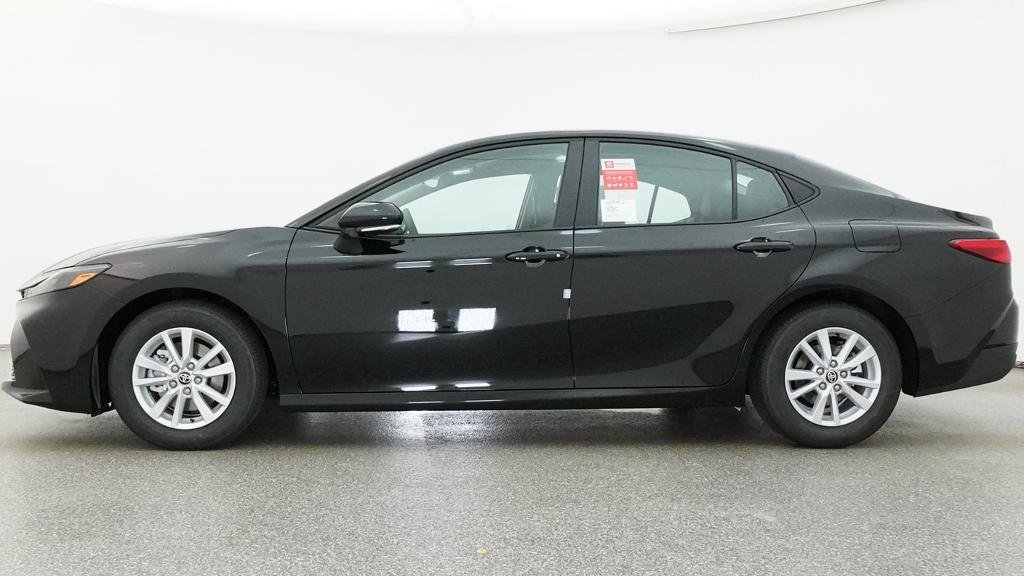 New 2026 Midnight Black Metallic Toyota LE image 2