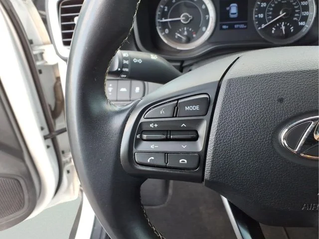Used 2022 White Hyundai Limited image 22