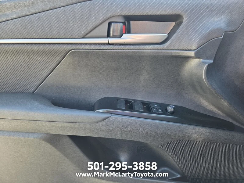 Used 2025 Midnight Black Metallic TOYOTA SE image 24