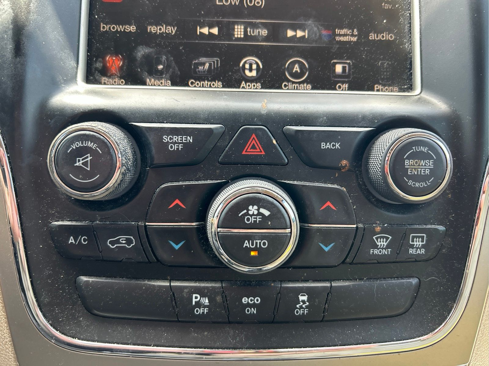 Used 2015 Black Jeep Limited image 30