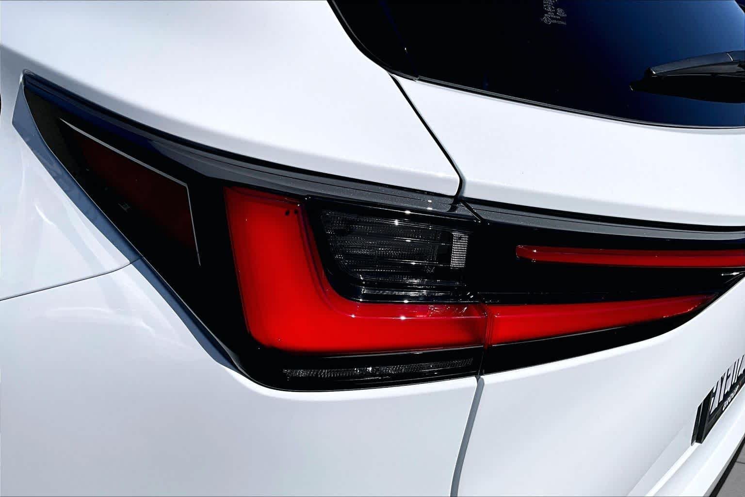 Certified Used 2026 ULTRA WHITE Lexus Luxury image 27