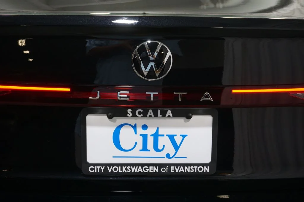 Certified Used 2025 Black Volkswagen 1.5T Sport image 31