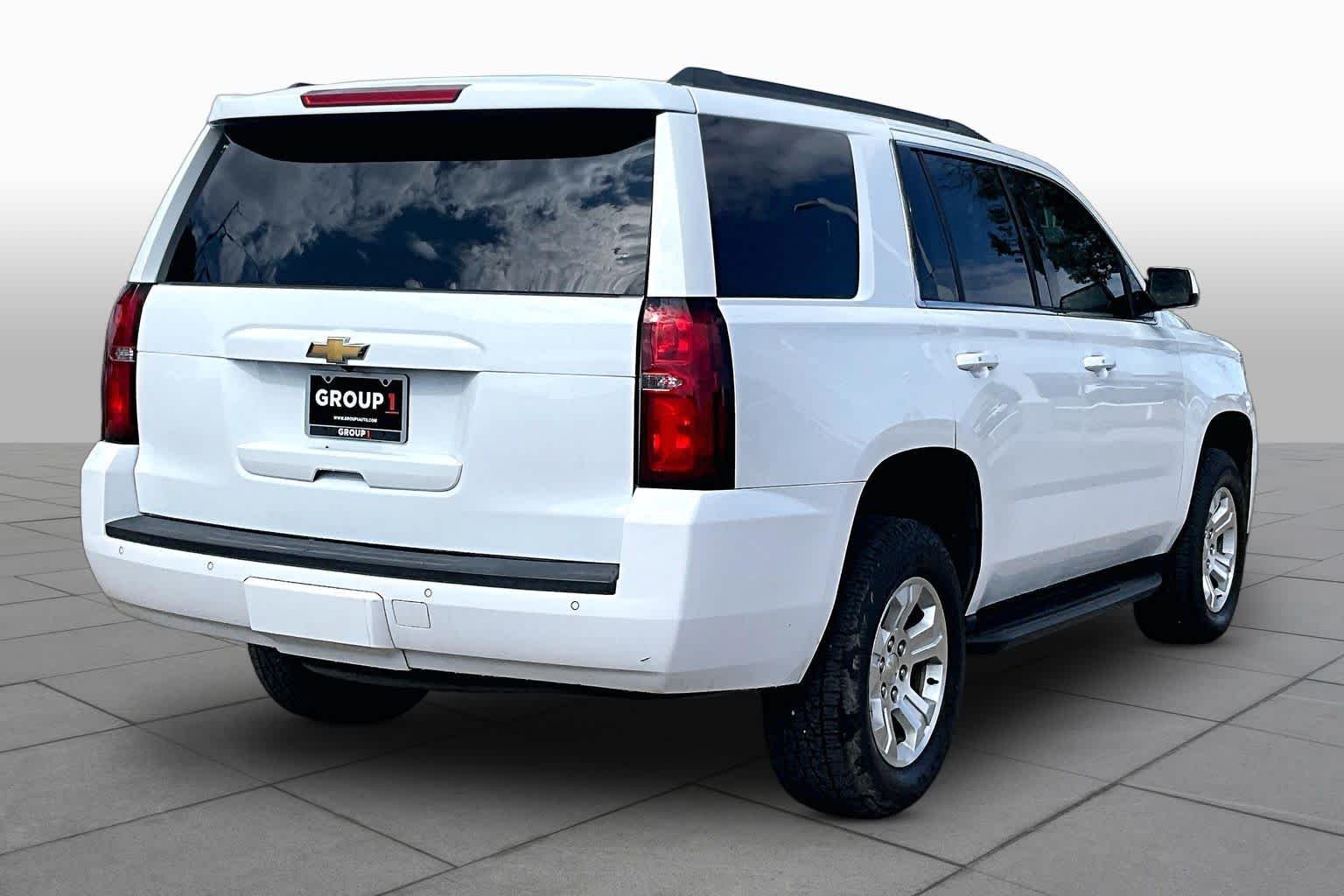 Used 2019 Summit White Chevrolet LT image 12