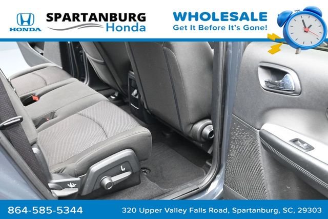 Used 2018 Gray Clearcoat Dodge SXT image 18