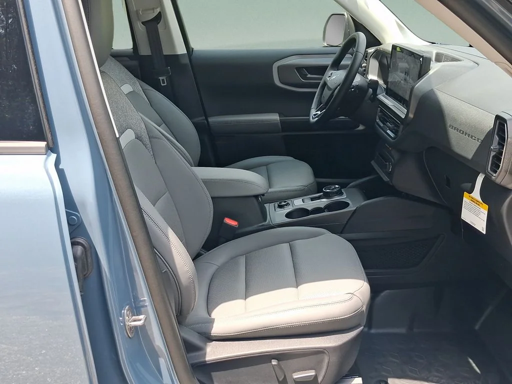 New 2026 Azure Gray Metallic Tri-Coat Ford Badlands® image 49
