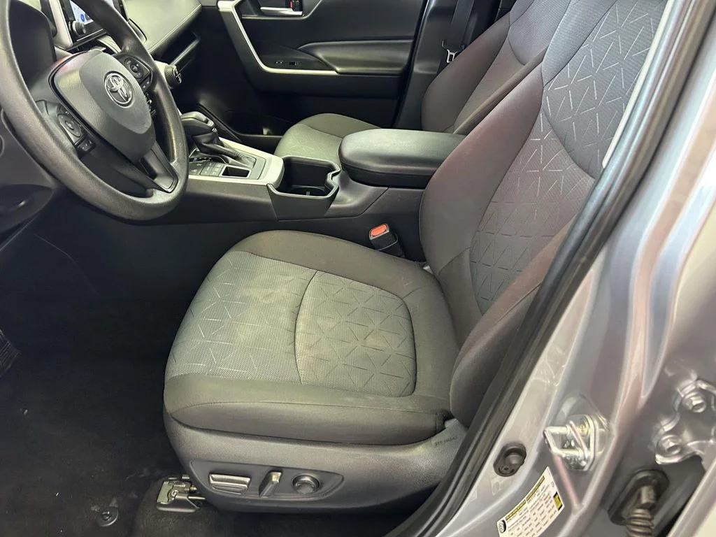 Used 2025 Silver Toyota XLE image 15