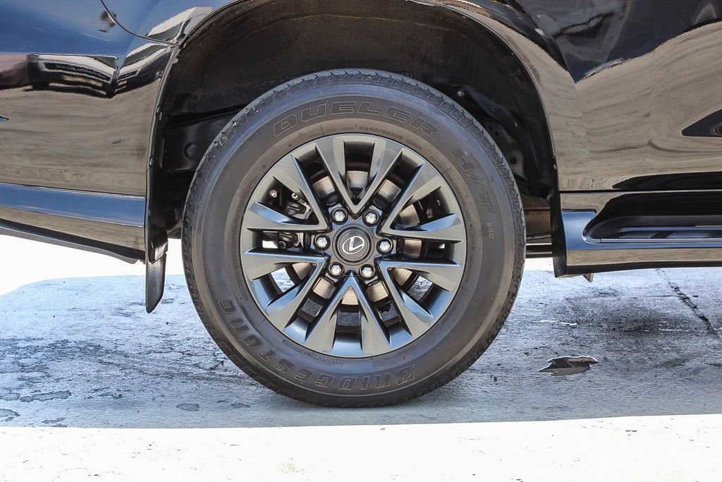 Used 2021 Onyx Black Lexus 460 image 12