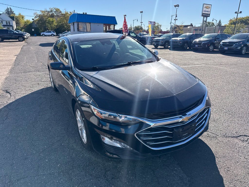 Used 2024 Mosaic Black Metallic Chevrolet 1LT image 5