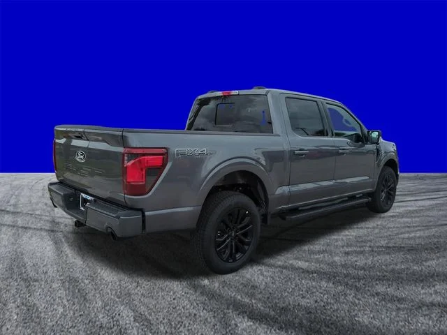 New 2026 Carbonized Gray Metallic Ford XLT image 4