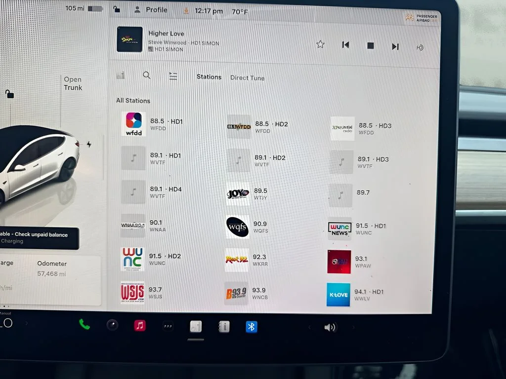 Used 2023 White Tesla Long Range image 9