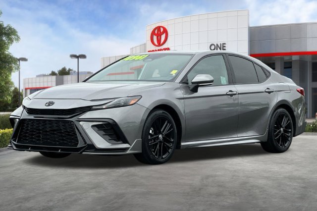 Certified Used 2025  Toyota SE image 10